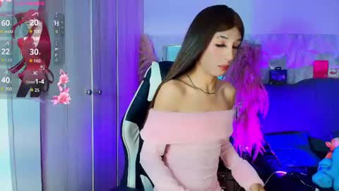 jessica_tan online show from July 2026 07:00:02 AM