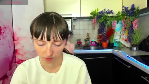 jessicaforris online show from April 2026 07:24:01 AM