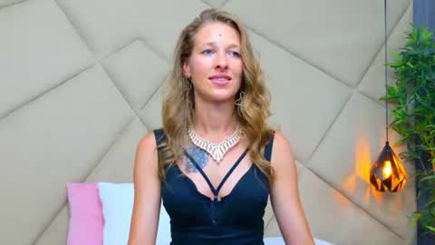 Snapshot of jessicagibson chatting on July 2026 09:54:02 PM Jessica online show from July 2026 09:54:02 PM