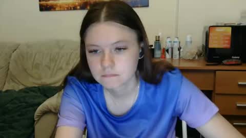 jessicaholland1 online show from June 2026 06:44:01 PM