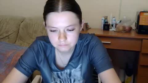 jessicaholland1 online show from June 2026 05:45:01 PM