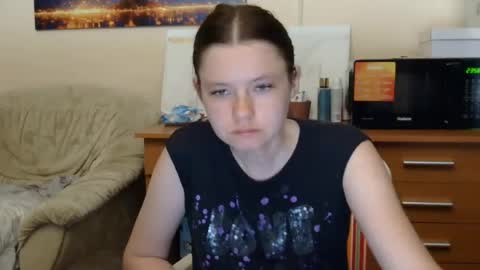 jessicaholland1 online show from June 2026 07:01:01 PM