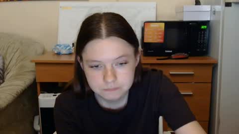 jessicaholland1 online show from July 2026 06:34:02 PM