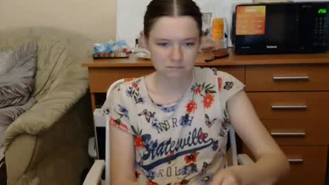 jessicaholland1 online show from July 2026 06:21:01 PM