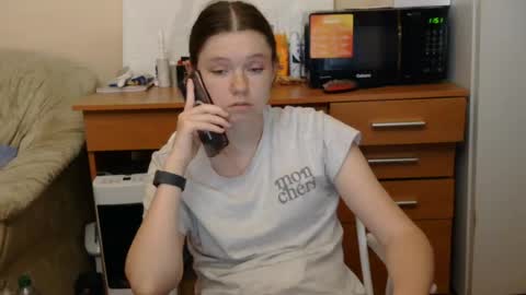 jessicaholland1 online show from July 2026 05:40:01 PM