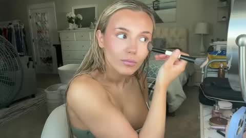 Jessica Parker online show from September 2025 05:36:02 PM