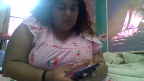 dovedianna online show from May 2026 08:47:02 PM