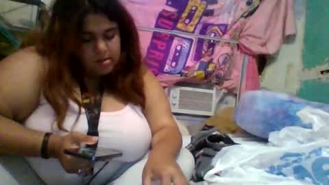 dovedianna online show from May 2026 01:02:02 AM