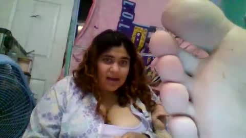 dovedianna online show from June 2026 02:11:02 AM