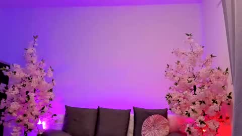 Gloria   online show from February 2025 05:23:01 AM