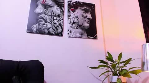 Snapshot of jessid_cutson chatting on October 2025 12:33:02 AM Jessid online show from October 2025 12:33:02 AM