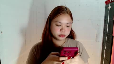 Snapshot of jessiefoxx0 chatting on December 2025 06:04:02 PM Jessie online show from December 2025 06:04:02 PM