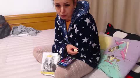 jessiestar3 online show from October 2025 11:25:02 PM