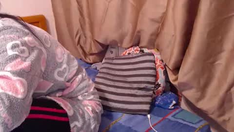 jessiestar3 online show from May 2026 04:37:01 PM