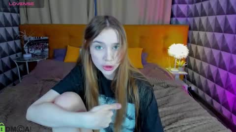 Jessie online show from September 2025 08:25:01 AM