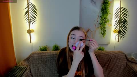 Jessie online show from September 2025 07:31:01 AM