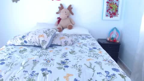 Snapshot of jessigomez chatting on January 2025 04:11:02 PM JESSI GOMEZ online show from January 2025 04:11:02 PM