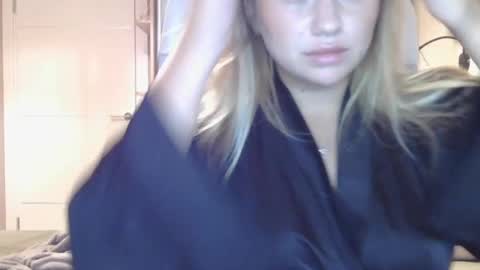 jesssexx6 online show from July 2026 04:43:02 PM