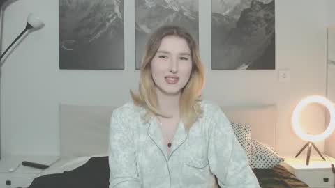 Snapshot of jessstonem chatting on October 2025 07:47:02 PM jessstonem online show from October 2025 07:47:02 PM