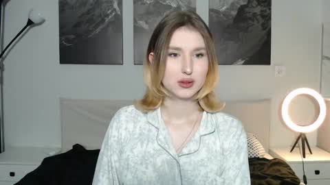 jessstonem online show from November 2025 09:49:02 PM