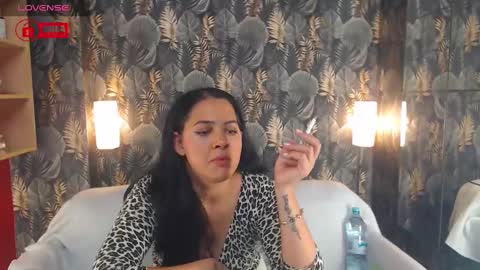 Snapshot of jessthewicked chatting on December 2024 07:25:02 PM JessTheWicked online show from December 2024 07:25:02 PM