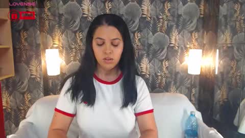 Snapshot of jessthewicked chatting on December 2024 05:36:02 PM JessTheWicked online show from December 2024 05:36:02 PM