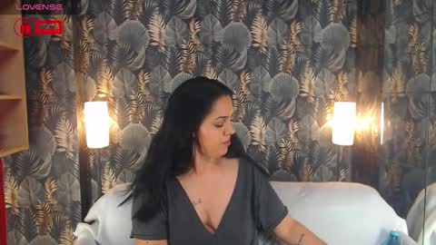 Snapshot of jessthewicked chatting on December 2024 09:17:01 PM JessTheWicked online show from December 2024 09:17:01 PM