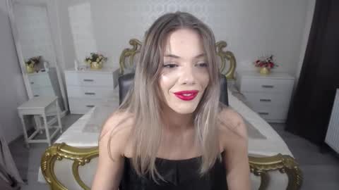 jessycatop online show from December 2025 05:22:02 PM