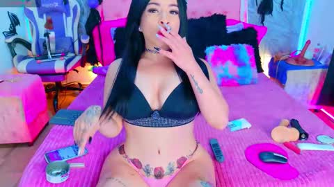 Snapshot of jessyferrary chatting on October 2025 03:56:02 PM jessyferrary online show from October 2025 03:56:02 PM