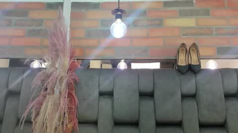 JESSY CORTES online show from November 2025 04:49:01 AM