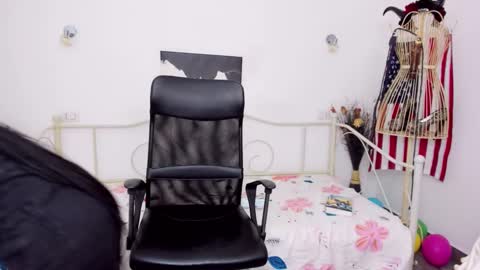 Jessy online show from January 2025 04:57:01 PM