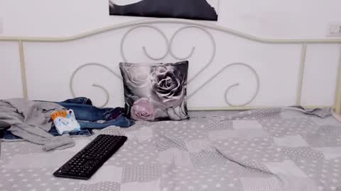 Jessy online show from January 2025 08:54:01 PM