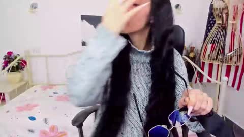 Jessy online show from January 2025 03:32:02 PM