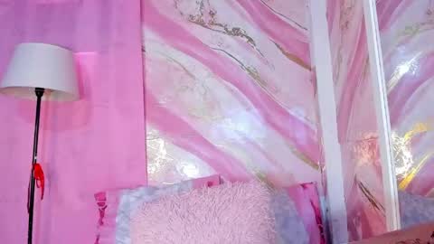 Jessy online show from May 2026 03:33:02 PM