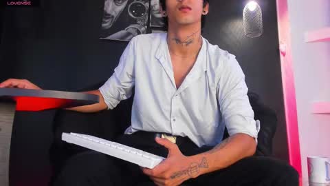 jett_savage online show from September 2025 01:00:02 PM