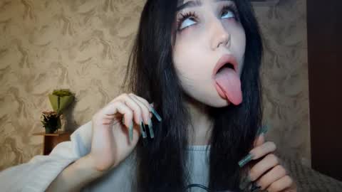 I am Gina ntmu Lets hit 10 Thumbs Up together online show from March 2026 02:11:02 PM