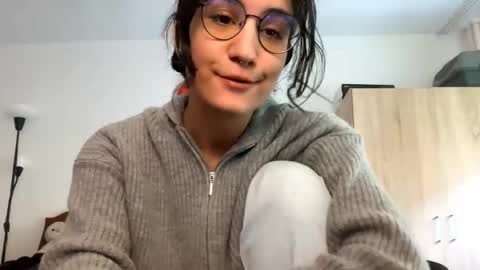 Eva online show from November 2025 08:34:02 AM