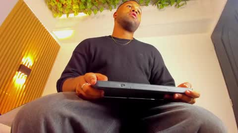 jeus_stanley online show from May 2026 03:57:02 AM