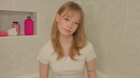 Snapshot of jewellhogan chatting on January 2026 08:16:01 AM Gwen online show from January 2026 08:16:01 AM