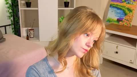 Snapshot of jewellhogan chatting on February 2026 08:09:01 PM Gwen online show from February 2026 08:09:01 PM