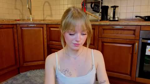 Snapshot of jewellhogan chatting on March 2026 08:11:01 PM Gwen online show from March 2026 08:11:01 PM