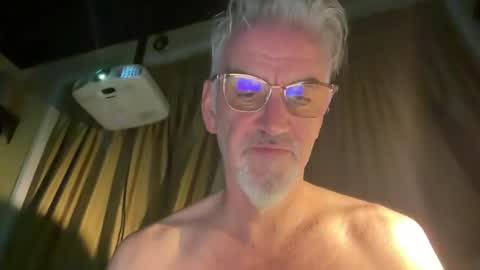 Snapshot of jewlronny chatting on December 2024 09:52:02 PM jewlronny online show from December 2024 09:52:02 PM