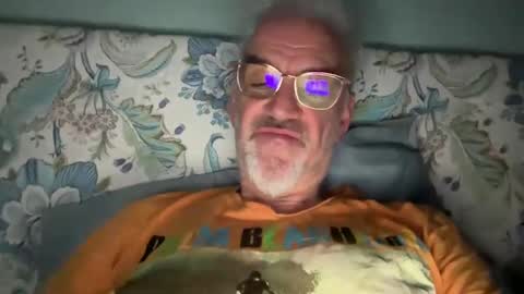 Snapshot of jewlronny chatting on January 2025 07:37:02 AM jewlronny online show from January 2025 07:37:02 AM