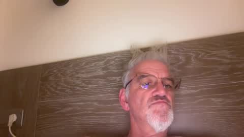 Snapshot of jewlronny chatting on March 2025 07:15:02 PM jewlronny online show from March 2025 07:15:02 PM