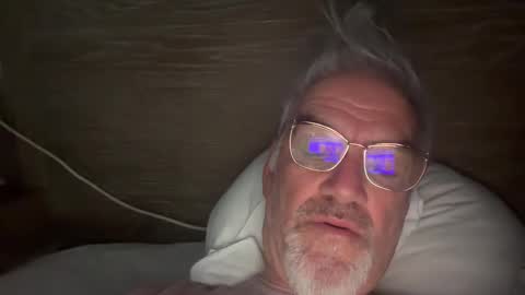 Snapshot of jewlronny chatting on March 2025 06:59:02 AM jewlronny online show from March 2025 06:59:02 AM