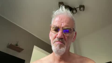 Snapshot of jewlronny chatting on September 2025 08:30:01 AM jewlronny online show from September 2025 08:30:01 AM