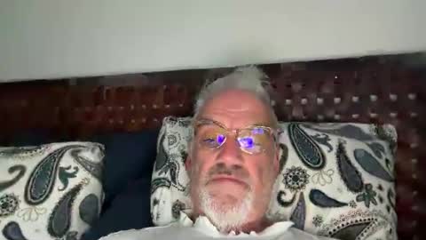 Snapshot of jewlronny chatting on October 2025 04:40:01 AM jewlronny online show from October 2025 04:40:01 AM