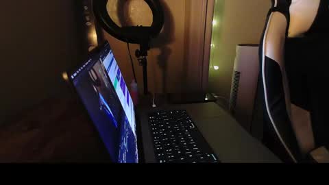 Snapshot of jexrs chatting on October 2025 11:07:02 AM jexrs online show from October 2025 11:07:02 AM