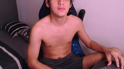 jey_foxx online show from October 2025 07:21:02 PM