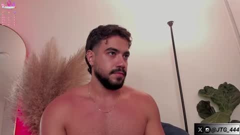 Jeycob online show from October 2025 04:20:02 AM